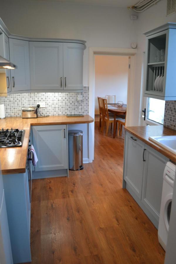 Entire 3 Bedroom House Near Caerphilly Station Eksteriør bilde